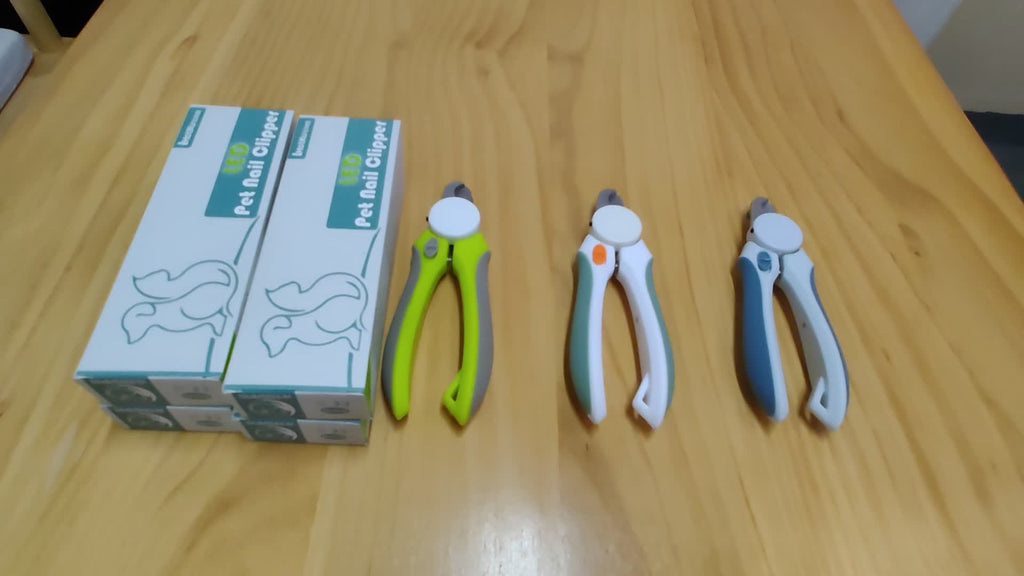 1pc LED Illuminated Pet Nail Clipper - Claw Care for Dogs and Cats - Easy Grooming Tool with Precise Trimming and Safety Features for Pet Care Supplies